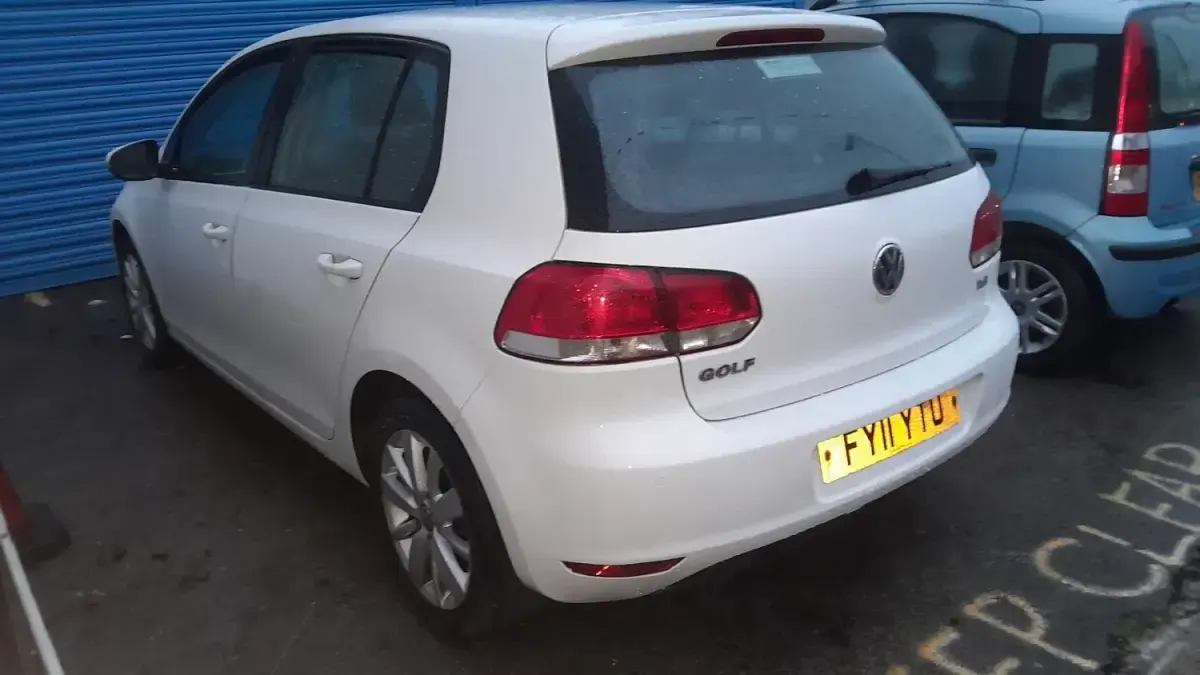 Usado VW Golf VI Match 2011 Branco Citadino