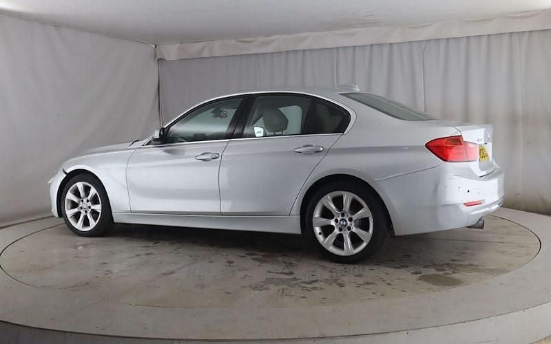 Used BMW 320 Luxury Line 184 HP (135 kW) 2014 Silver Sedan