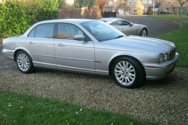 Used Jaguar XJ8 262 HP (192 kW) 2003 Sedan