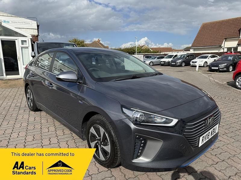 Grey Used 2018 Hyundai Ioniq Premium Hatchback | £10,450 (Good price) - Image 1/4