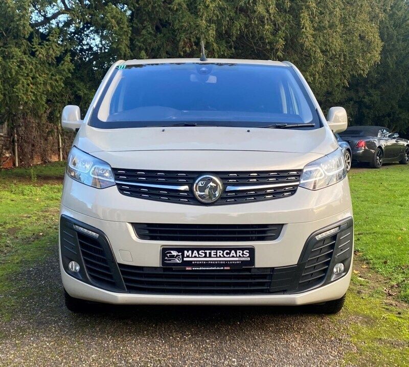 Used Vauxhall Vivaro Elite 150 HP (110 kW) 2020 Grey MPV