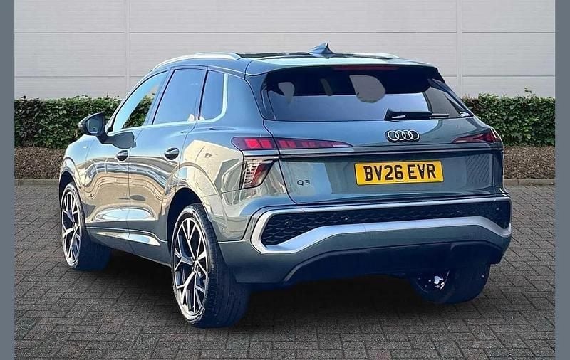 New Audi Q3 S-Line 147 HP (108 kW) 2026 Green SUV