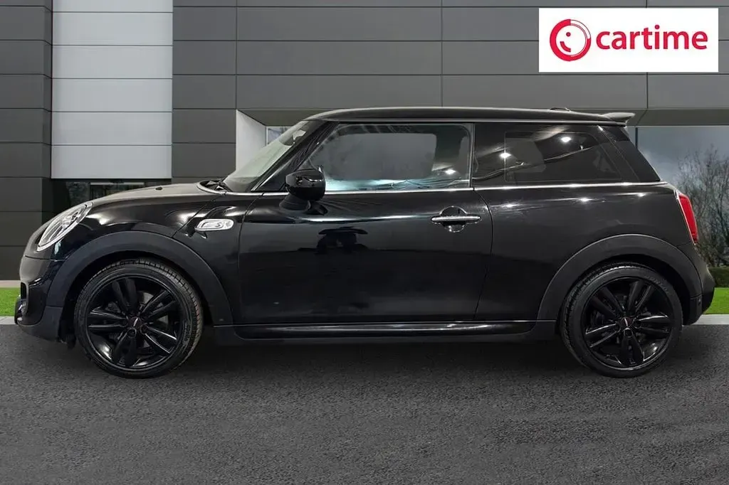 Used Mini Cooper S Hatch 192 HP (141 kW) 2019 Black Hatchback