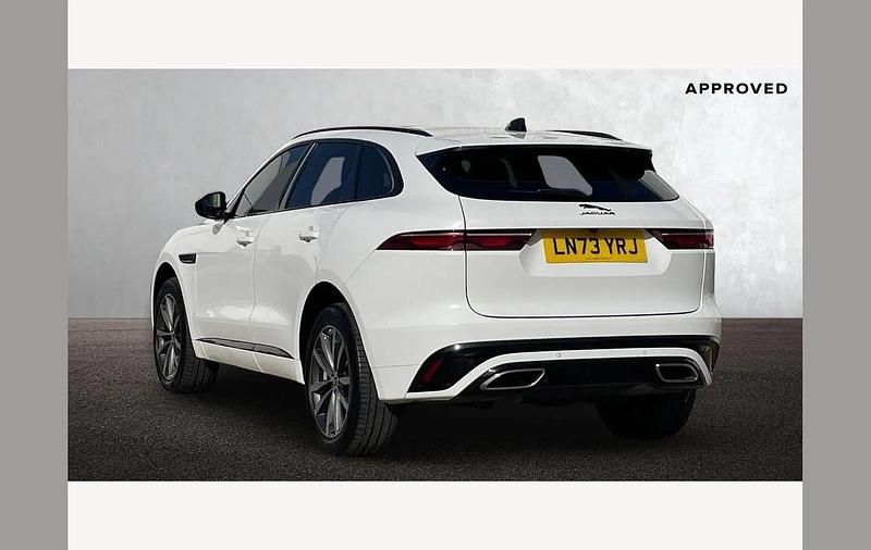 Used Jaguar F-Pace R-Dynamic 300 HP (220 kW) 2023 White SUV