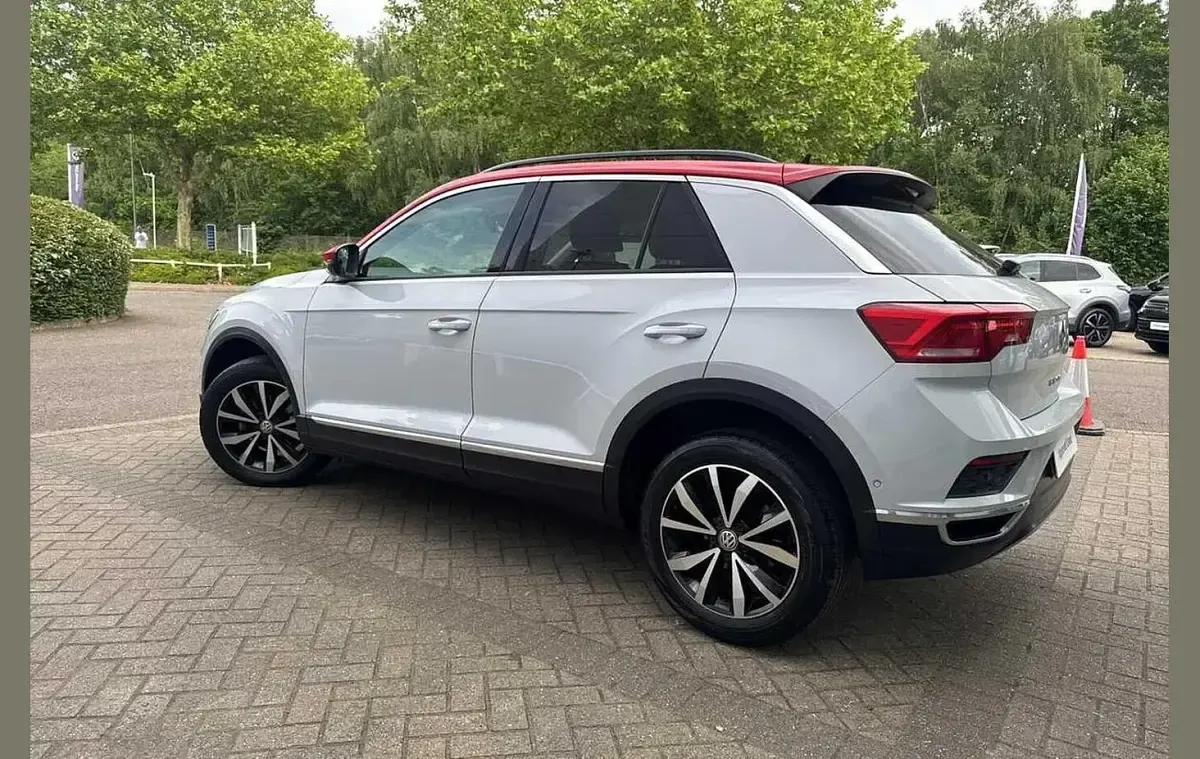 Used VW T-Roc Design 150 HP (110 kW) 2019 Silver SUV