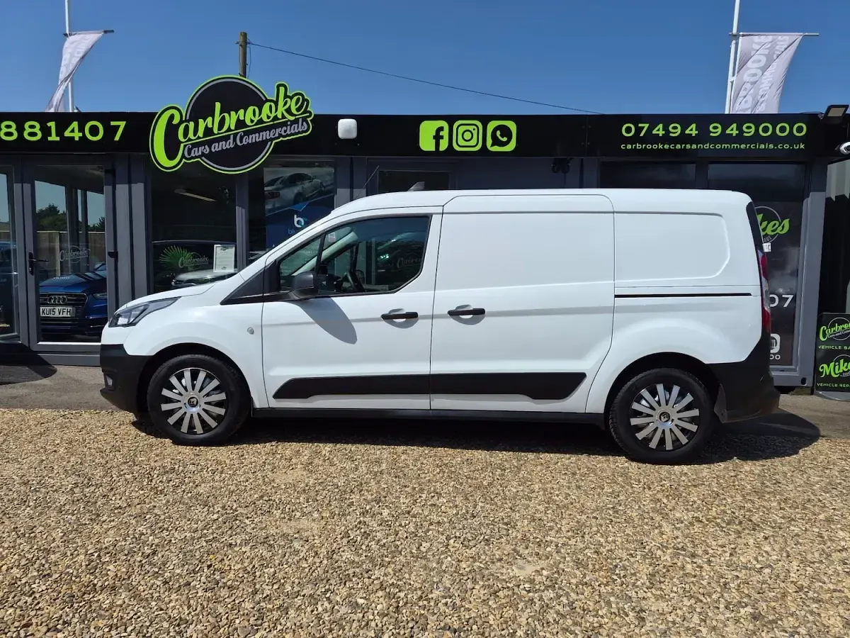 Used Ford Transit 75 HP (55 kW) 2021 White Van