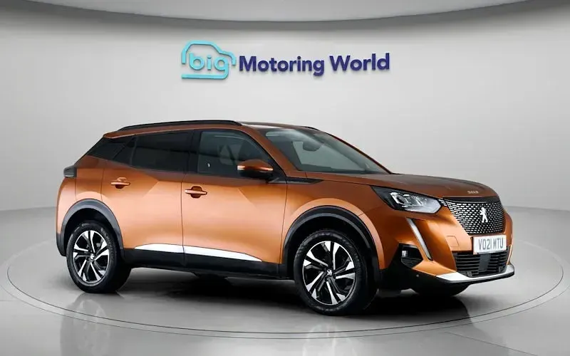 Used Peugeot 2008 Allure Premium 131 HP (96 kW) 2021 Orange SUV