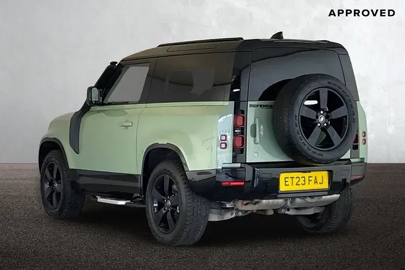 Used Land Rover Defender 75th Limited Edition 296 HP (217 kW) 2023 Grasmere green SUV