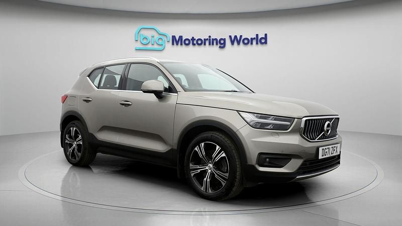 Grey Used 2021 Volvo XC40 Inscription SUV | £19,200 (Fair price) - Image 1/4