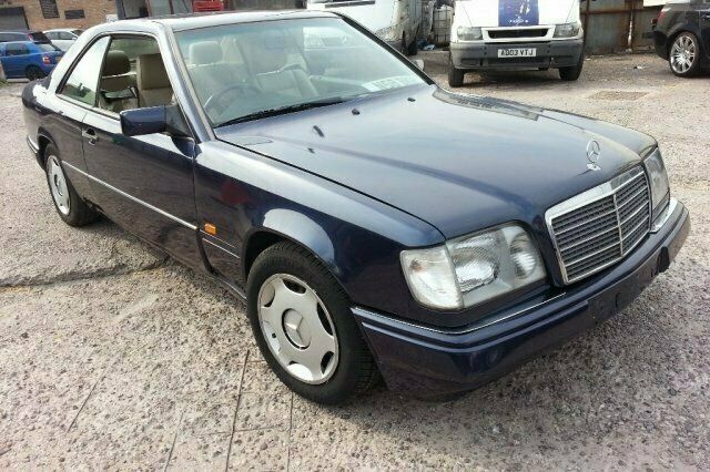 Used 1995 Mercedes E200 Classic Sedan | £1,195 - Image 1/4