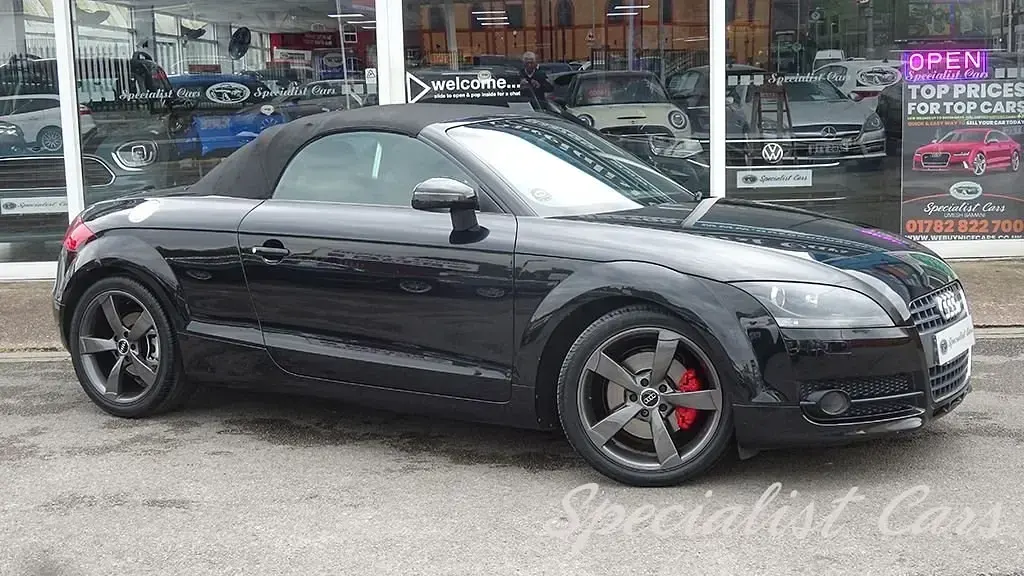 Begagnad Audi TT 2010 Svart Sportkupé
