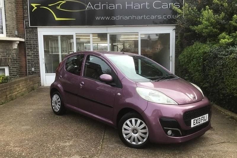 Used Peugeot 107 Active 68 HP (50 kW) 2013 Mauve/purple Hatchback