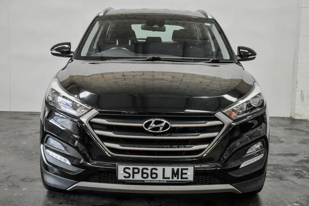 Used Hyundai Tucson SE 116 HP (85 kW) 2016 Black SUV