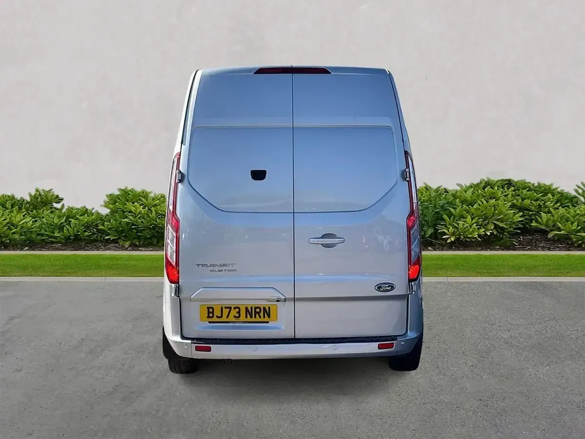 Used Ford Transit Custom Limited 136 HP (100 kW) 2023 Silver Van