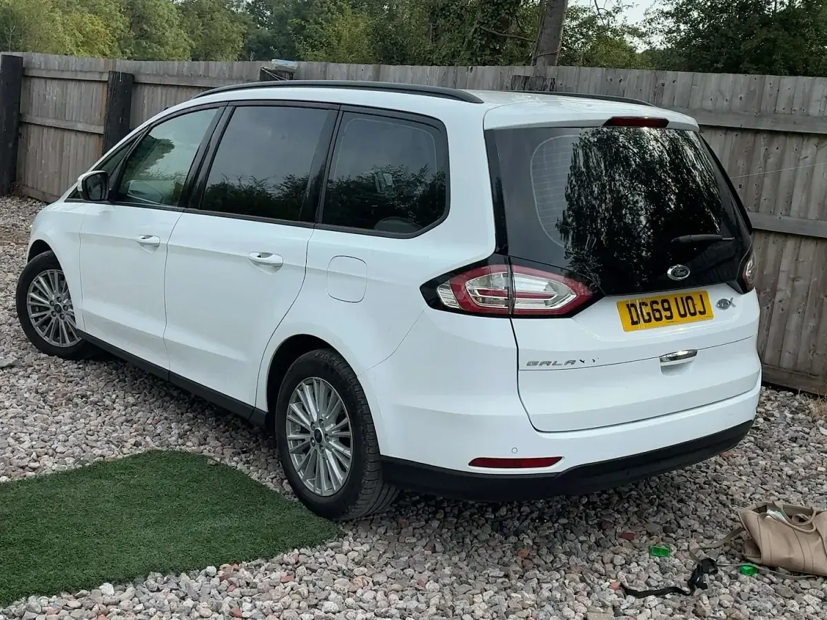 Used Ford Galaxy Zetec 2019 White MPV