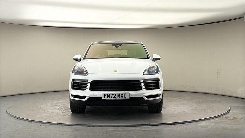 Used Porsche Cayenne Platinum Edition 2022 Carrara white SUV