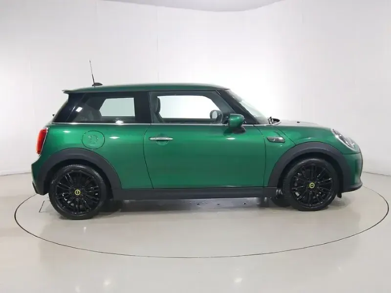 Used Mini Cooper S Hatch 135 kW (184 HP) 2022 Green Hatchback