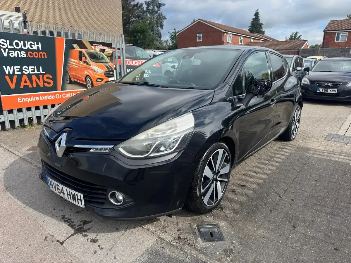 Used Renault Clio Dynamique 90 HP (66 kW) 2014 Black Hatchback