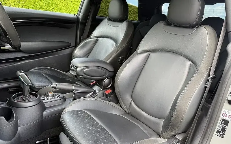 Used Mini Cooper S Hatch 192 HP (141 kW) 2019 Grey Hatchback