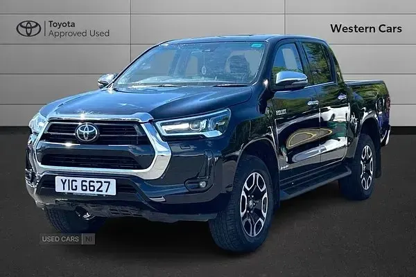 Usado Toyota HiLux 2023 Negro Pickup/Camioneta