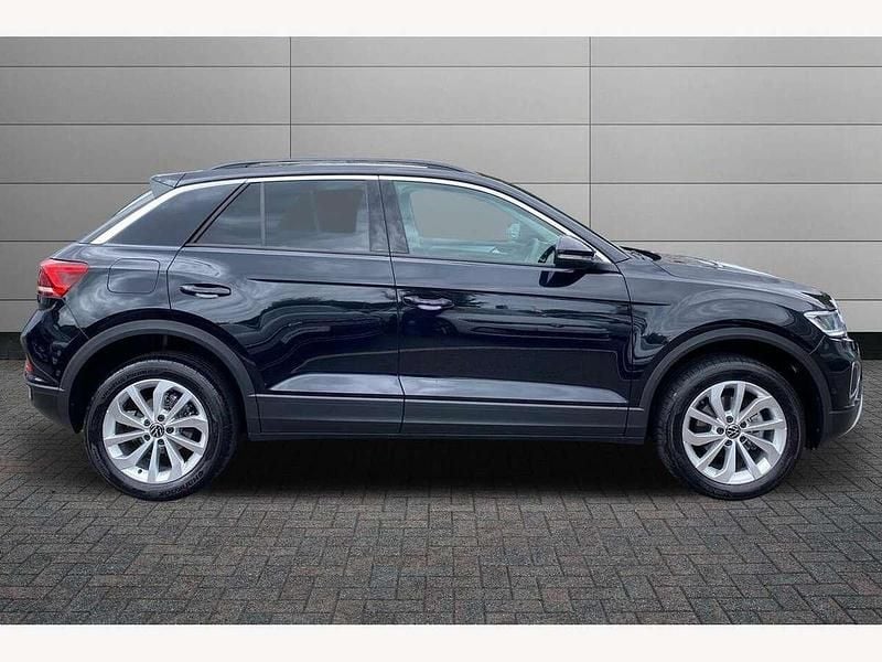 Used VW T-Roc Match 150 HP (110 kW) 2025 Black SUV