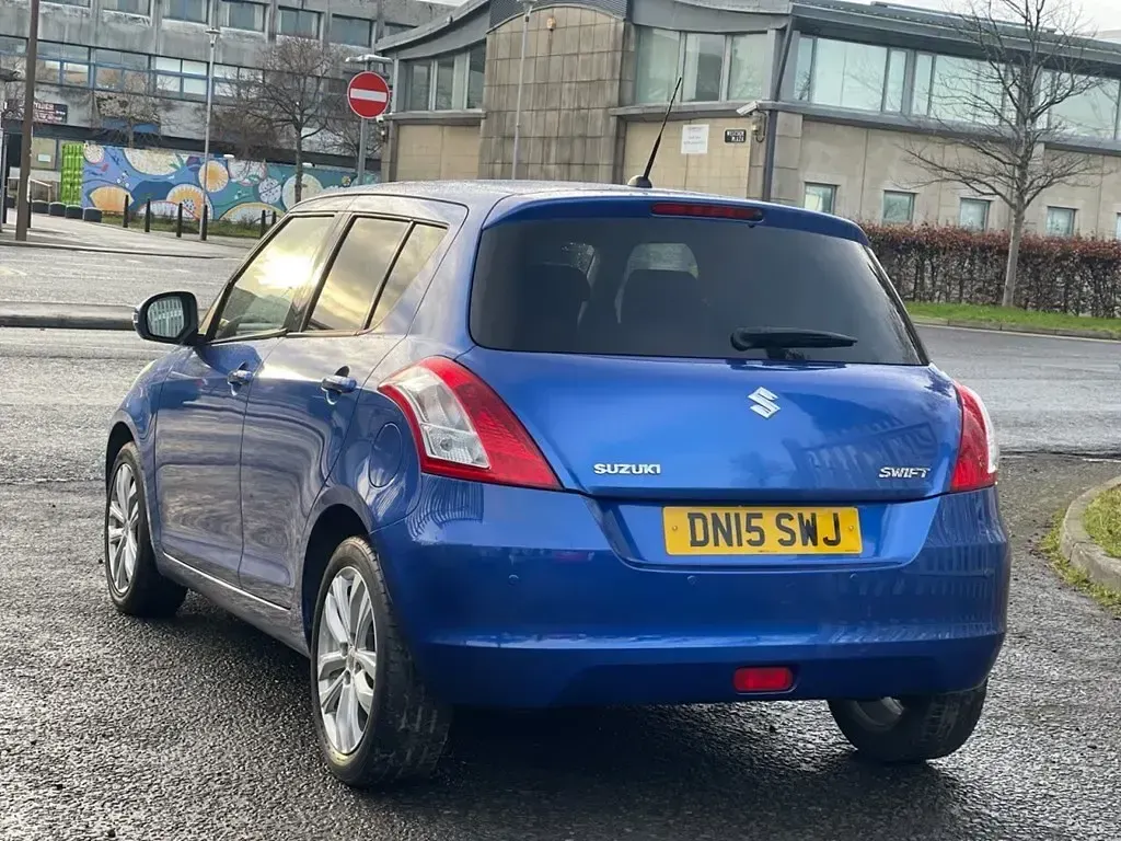 Używany Suzuki Swift SZ4 94 KM (69 kW) 2015 Niebieski Hatchback