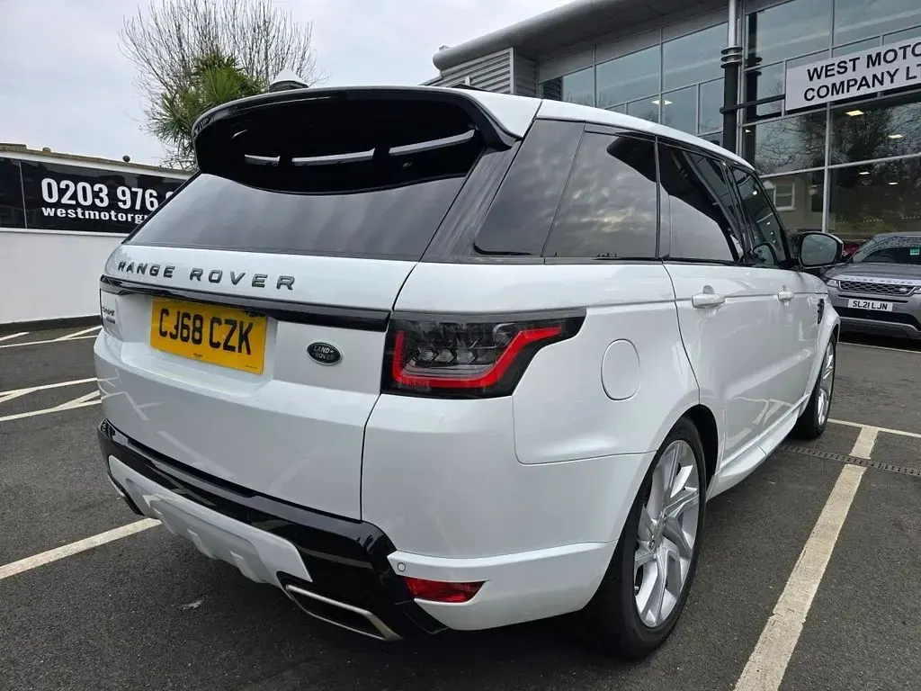 Used Land Rover Range Rover Sport HSE Dynamic 306 HP (225 kW) 2019 White SUV