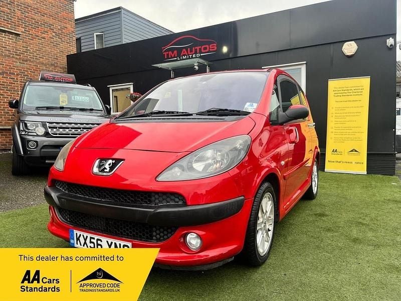 Red Used 2006 Peugeot 1007 Sport MPV | £2,995 - Image 1/4