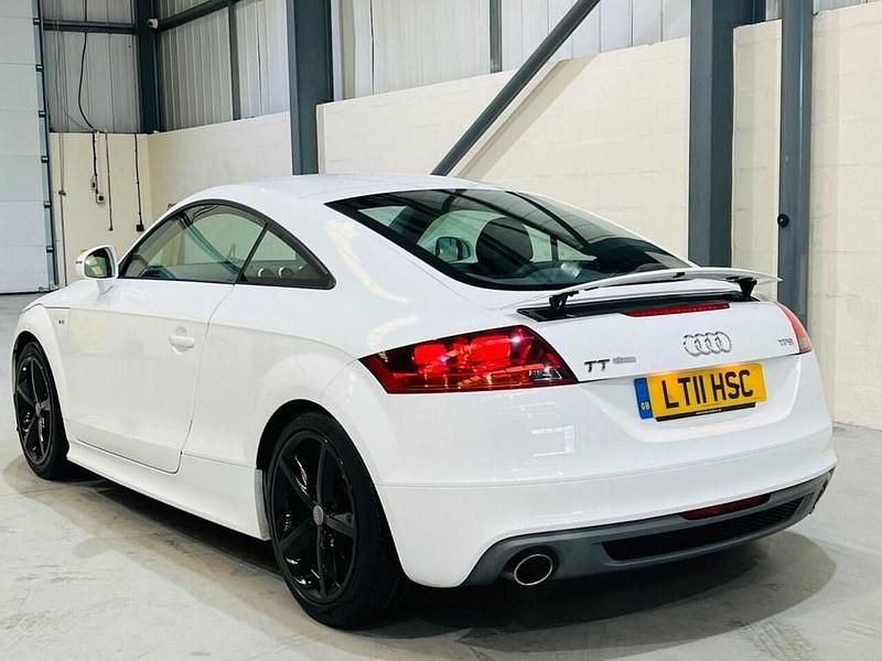 Used Audi TT S-Line 211 HP (155 kW) 2011 White Coupe