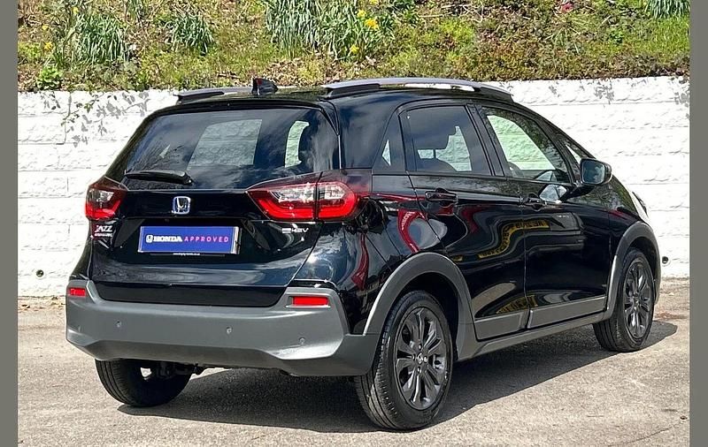 Used Honda Jazz Hybrid 109 HP (80 kW) 2023 Crystal black Hatchback