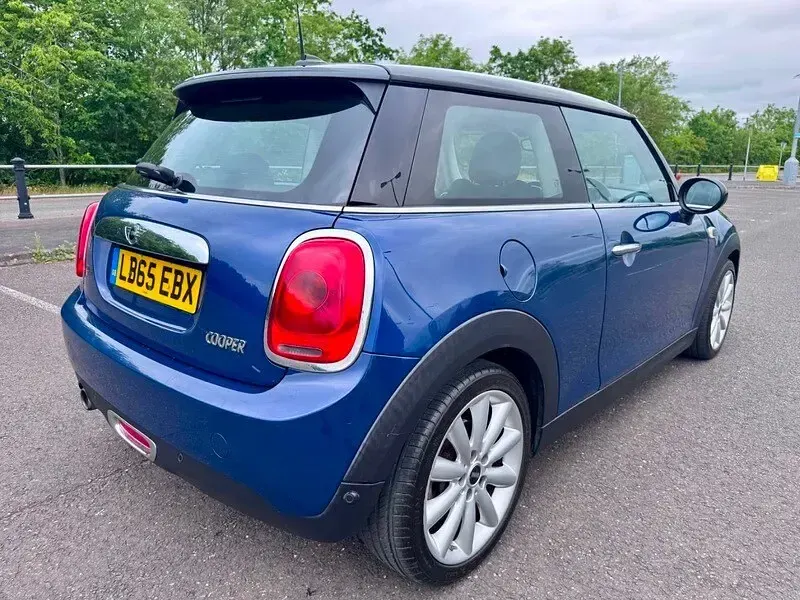 Used Mini Cooper 2015 Blue Hatchback