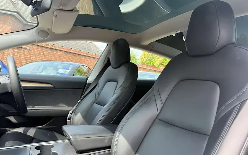 Used Tesla Model 3 Long Range AWD 258 kW (351 HP) 2021 White Sedan