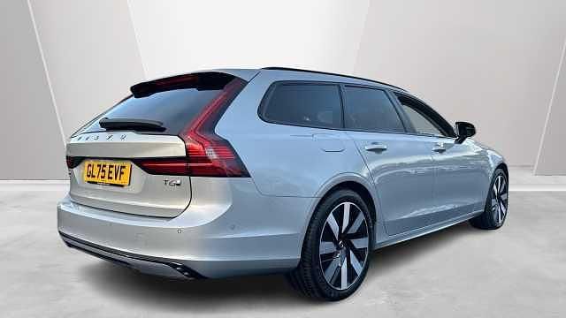 Used Volvo V90 Plus 345 HP (253 kW) 2025 Estate