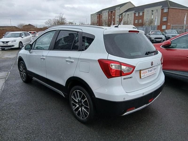 Used Suzuki SX4 S-Cross SZ-T 120 HP (88 kW) 2015 White SUV