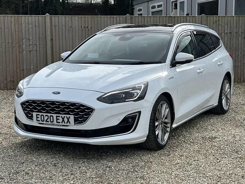 Used Ford Focus Vignale 120 HP (88 kW) 2020 White Estate