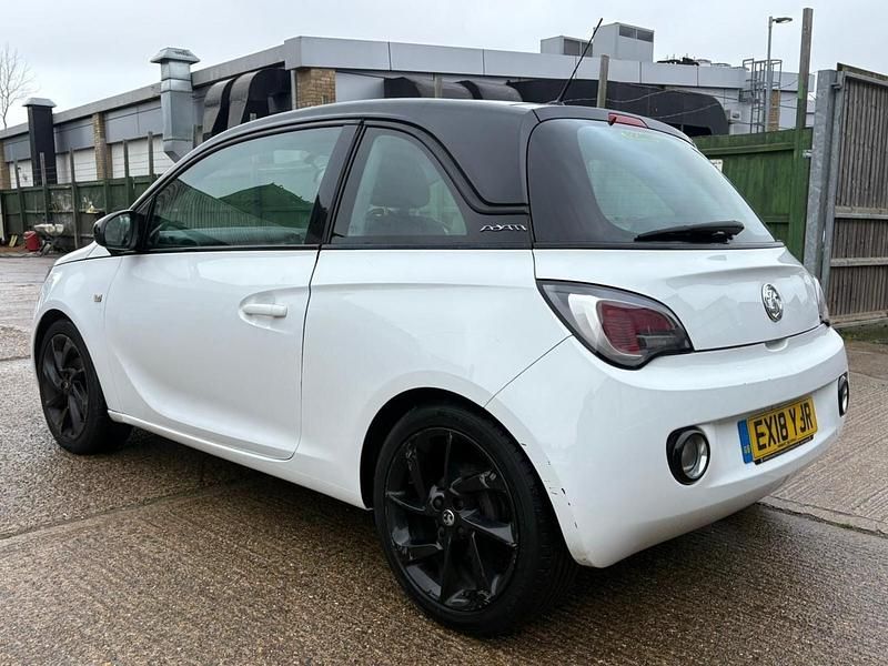 Used Vauxhall Adam S 70 HP (51 kW) 2018 White Hatchback