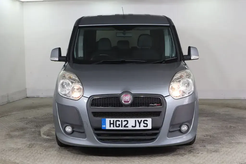 Used Fiat Doblò S 105 HP (77 kW) 2012 Grey MPV