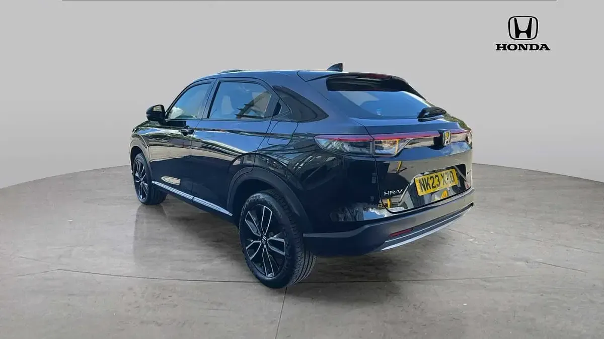 Used Honda HR-V Elegance 131 HP (96 kW) 2023 Black SUV