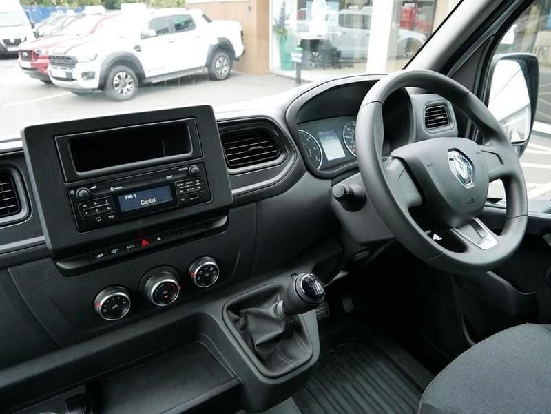 Used Renault Master Business 150 HP (110 kW) 2021 White Van