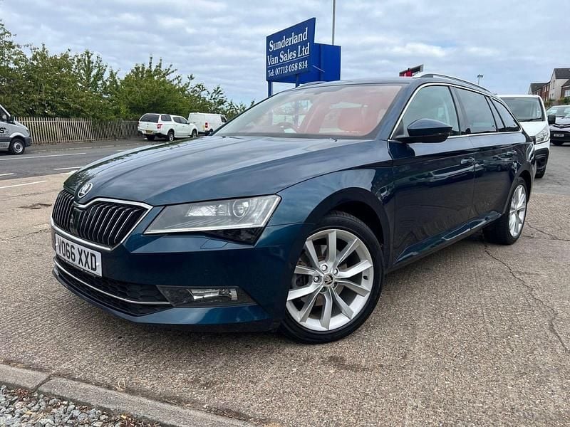 Blue Used 2016 Skoda Superb SE L Executive Estate | £10,995 (Fair price) - Image 1/4