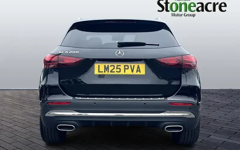Used Mercedes GLA200 Executive 163 HP (119 kW) 2026 SUV