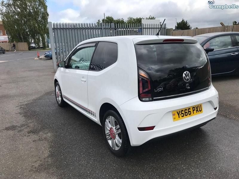 Begagnad VW up! Beats 2016 Vit Halvkombi