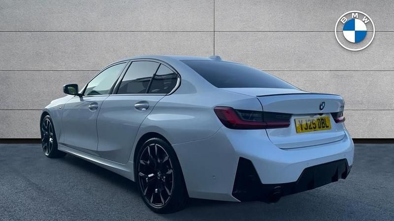 Usado BMW 320 M Sport 181 CV (133 kW) 2025 Blanco