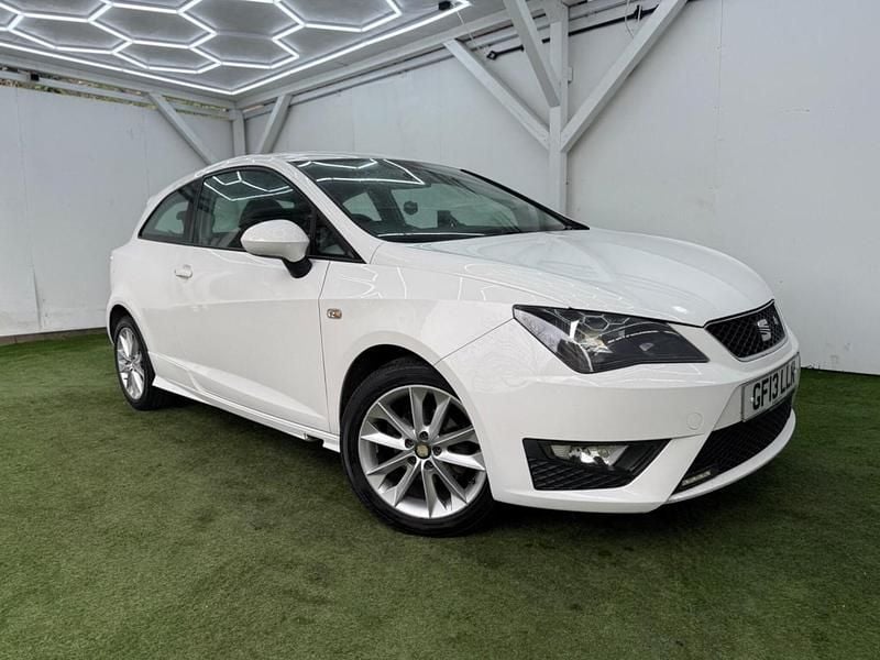 Used Seat Ibiza FR 2013 White Hatchback