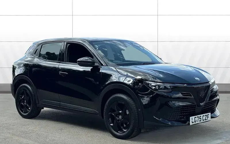 Used Alfa Romeo Junior 136 HP (100 kW) 2025 SUV