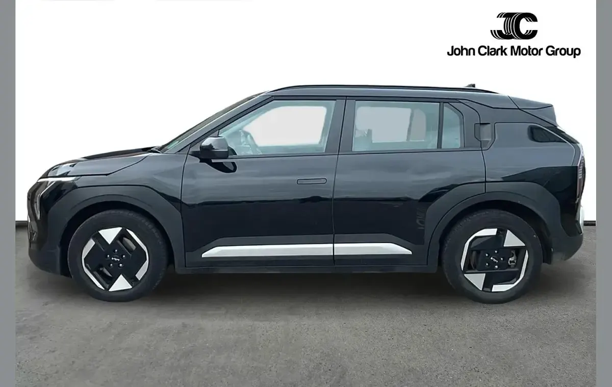 Used Kia EV3 Air 147 kW (201 HP) 2025 Black SUV
