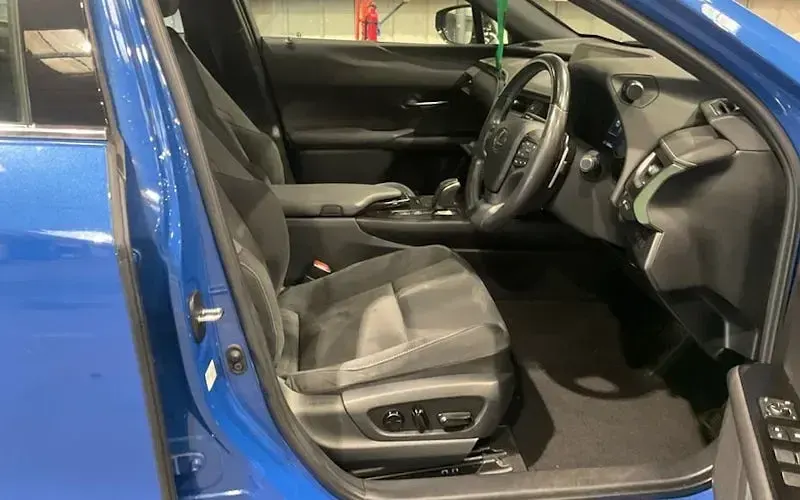 Used Lexus UX 300e 150 kW (204 HP) 2022 SUV