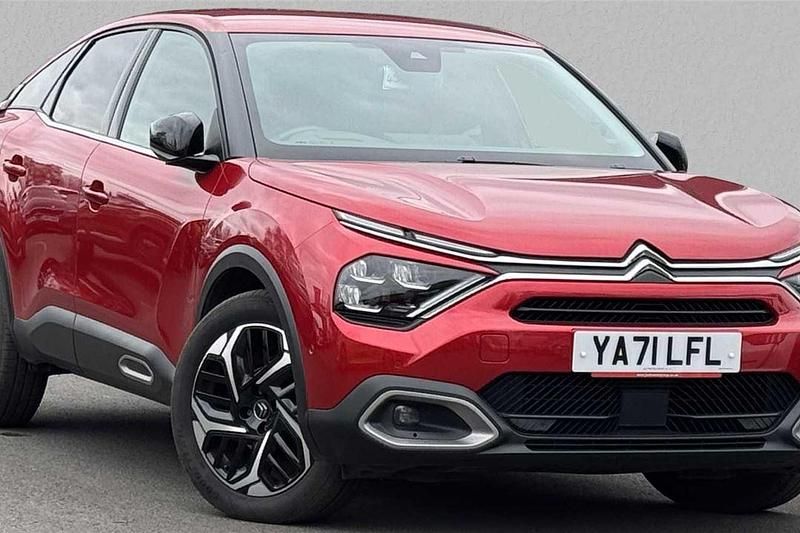 Red Used 2022 Citroën C4 PureTech Hatchback | £11,150 (Good price) - Image 1/4
