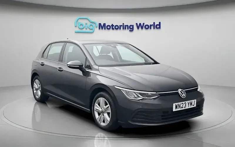 Used VW Golf VIII Life 150 HP (110 kW) 2023 Grey Hatchback