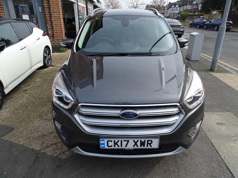 Used Ford Kuga Titanium 182 HP (133 kW) 2017 Grey SUV